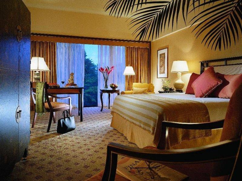 Khách sạn Conrad Orchard 5*